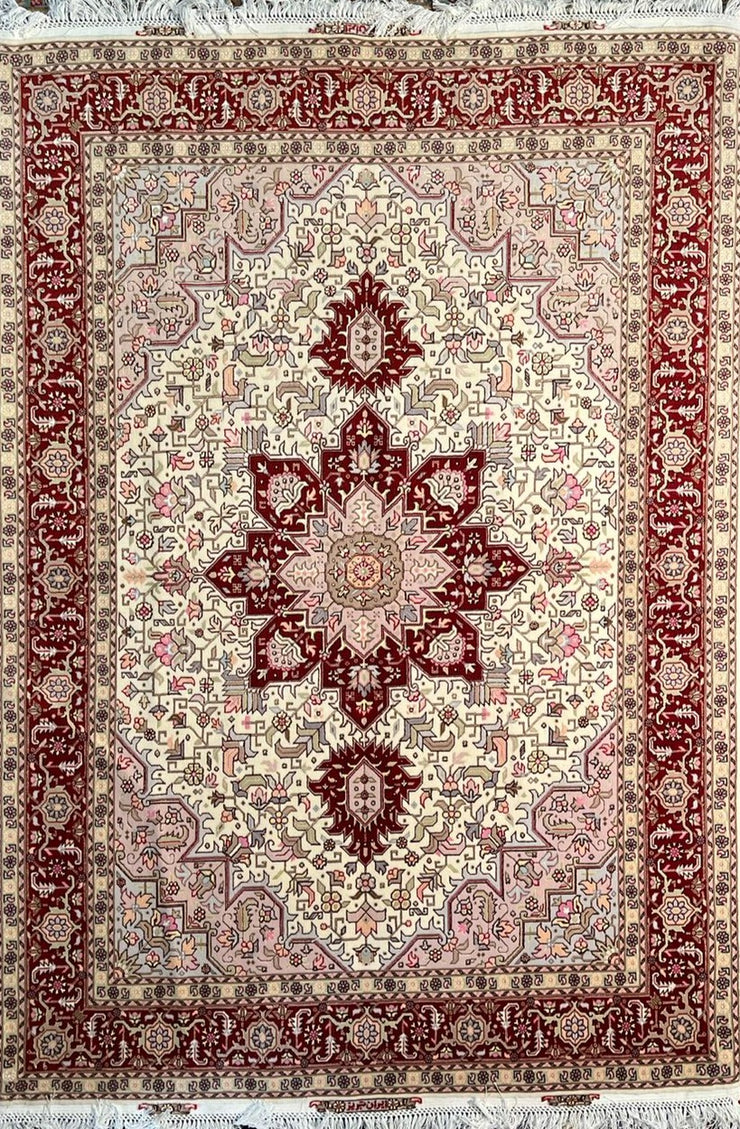 Tabriz-Heris Rug 001