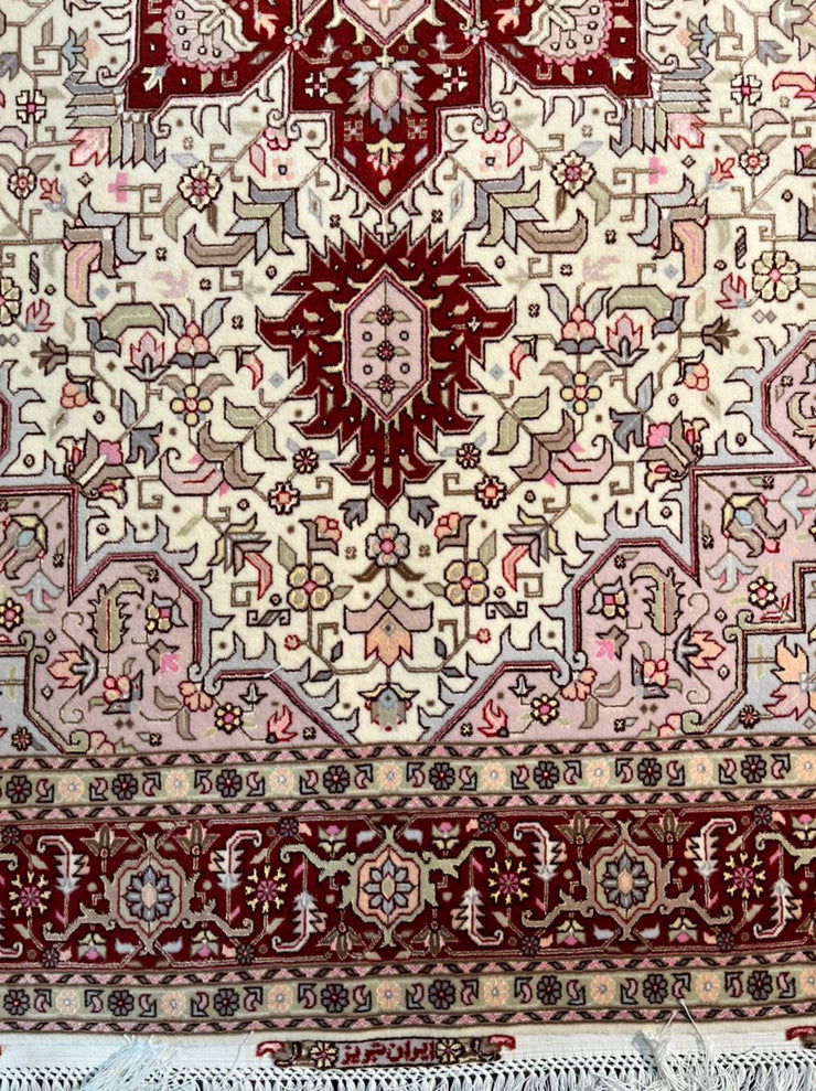 Tabriz-Heris Rug 001