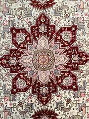 Tabriz-Heris Rug 001