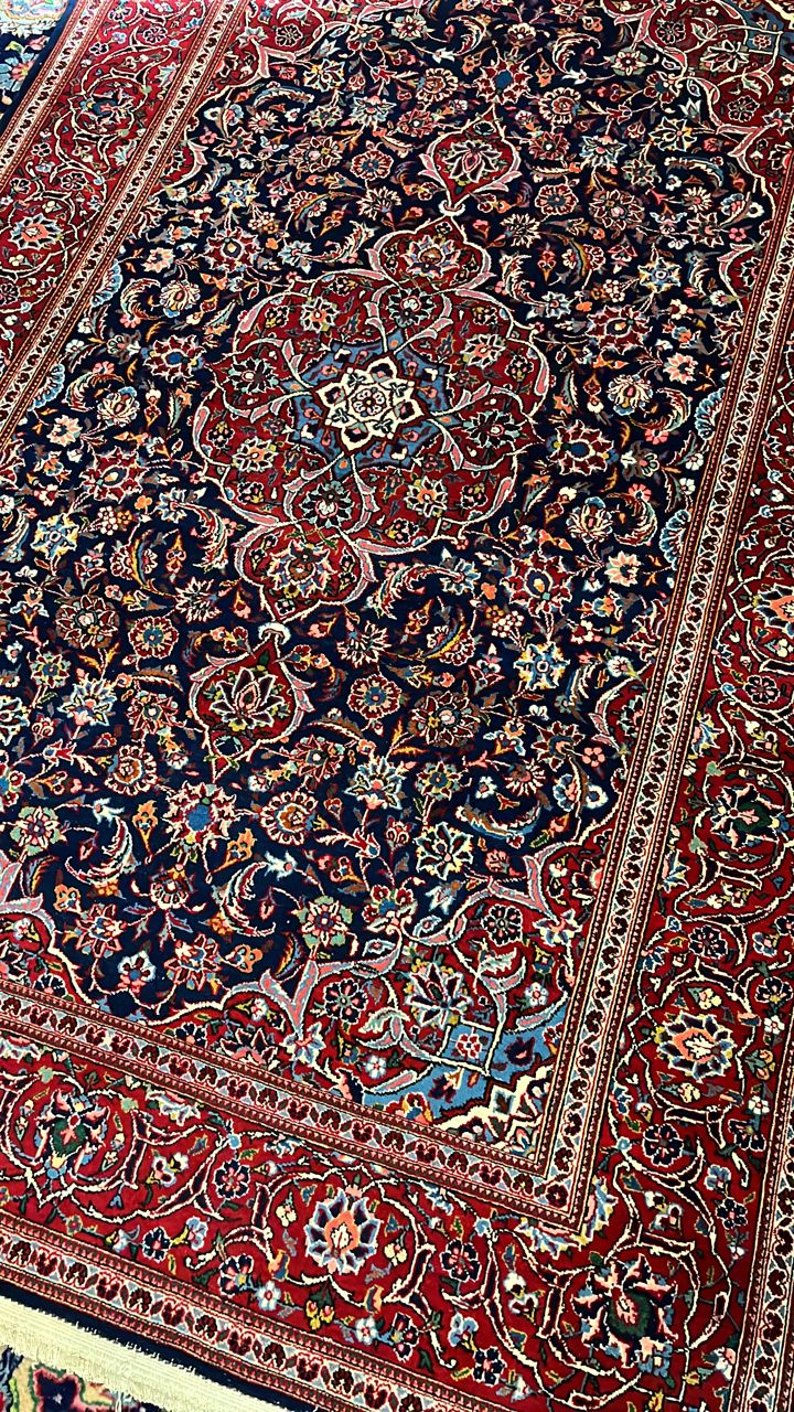 Qazvin Antique Rug 005